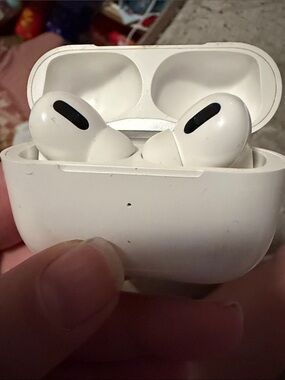 ONN wireless earbuds